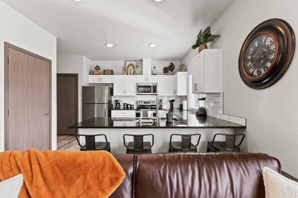 Brand New 2 Bed 2 Bath Near Perry District And Dt Apartment Спокейн Екстериор снимка